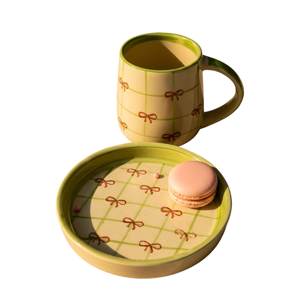 Soft Green Bow Pattern Cup & Saucer Set
