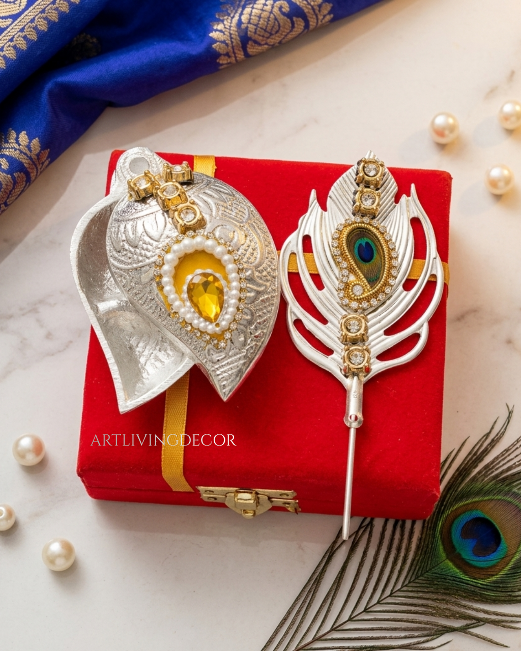 Mayura Tilak Chopra Set With Velvet Box