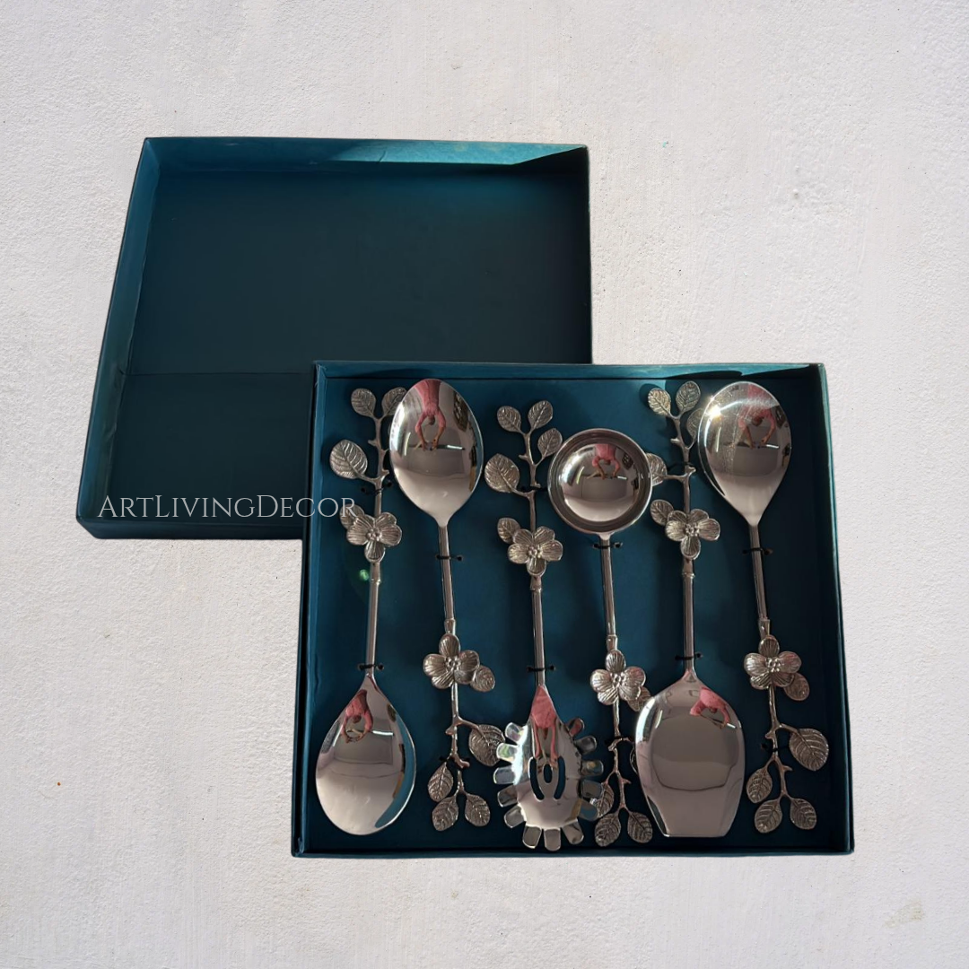 Set of 6 Elegant Floral Handle Cutlery Set